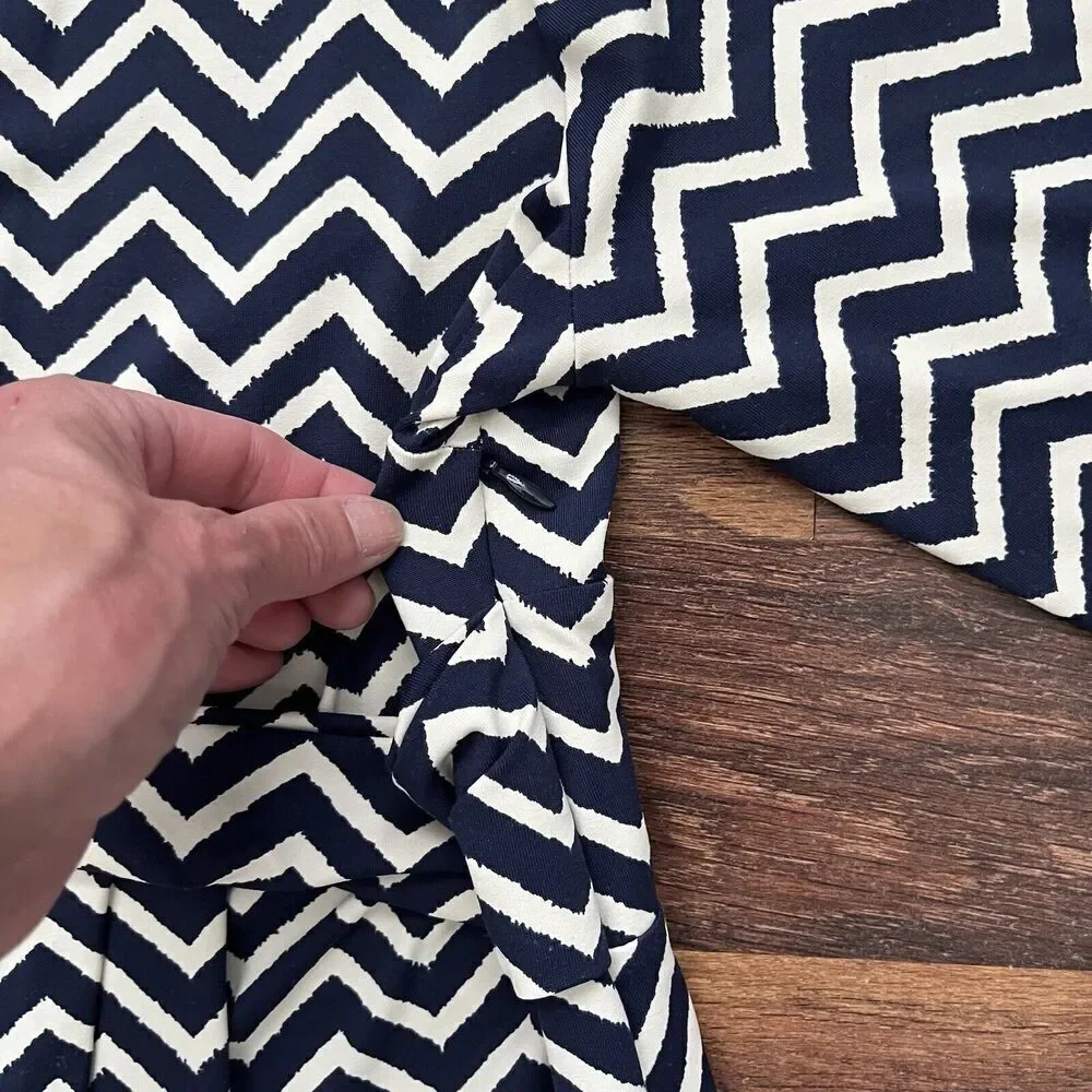 Talbots Chevron Print Belted Slinky Dress XLP Navy Jersey Office Nautical Coast - Picture 12 of 13